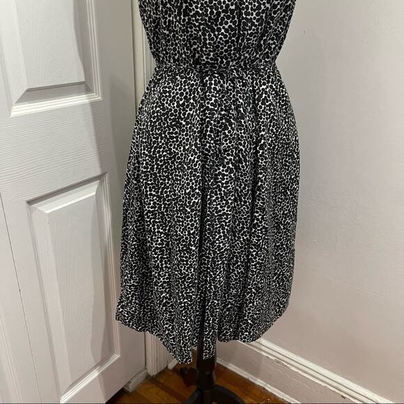 Hugo Boss Black and White Silk Dress size 2 - Picture 2 of 13